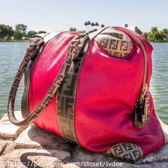 ❌ SOLD! ❌ FENDI Zucca Red Bag - Picture 15 of 16